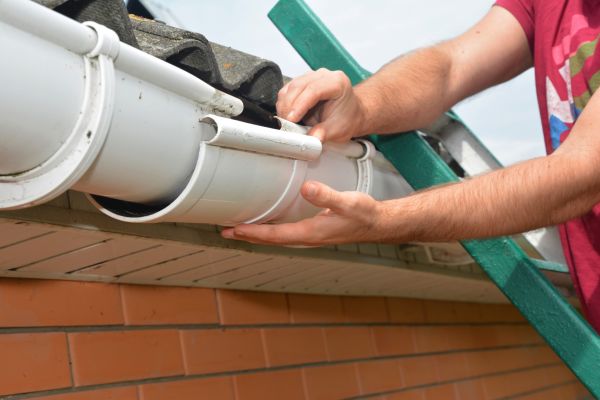 Cost of Large Gutter Repair in Iowa City