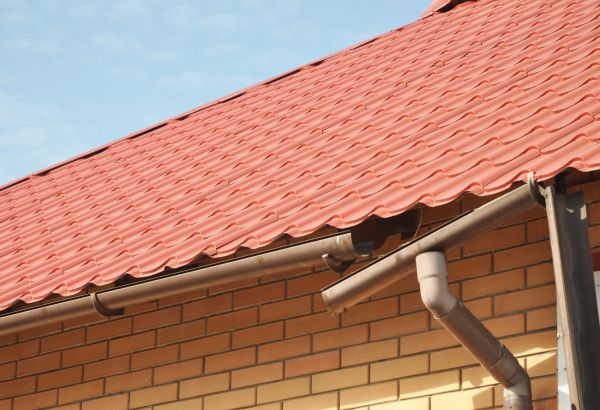 Loose Gutter Repair in Iowa City